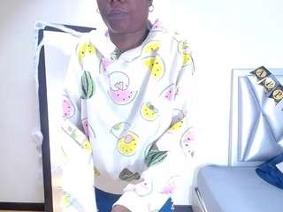 goldenn-ass1 goldenn-ass1