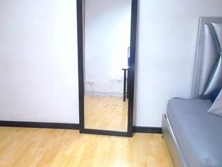 goldenn-ass1 Live Webcam on CamSoda