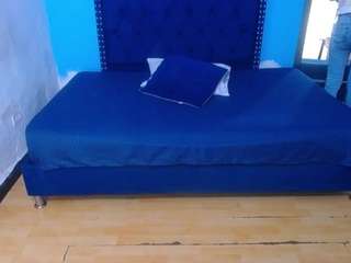  goldenn-ass1 chat room