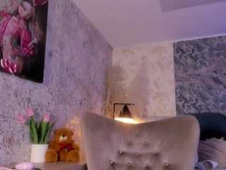 liianna Live Webcam on CamSoda