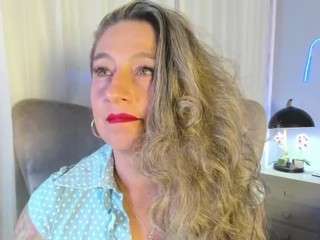 BlondeHotMilf Liiana