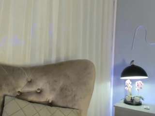 BlondeHotMilf Liiana