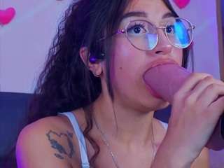 madyjackson live cam profile