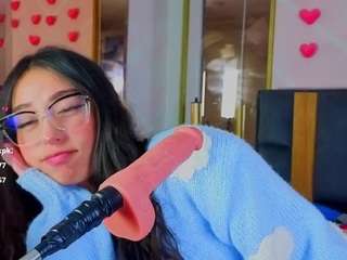 MadyJackson live webcam show