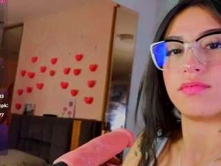 MadyJackson live webcam show