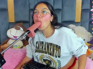 MadyJackson's Live Sex Cam Show