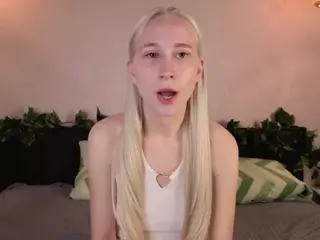 MaureenFinch's Live Sex Cam Show