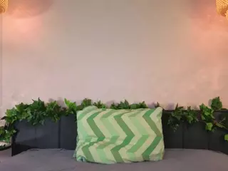 MaureenFinch's Live Sex Cam Show