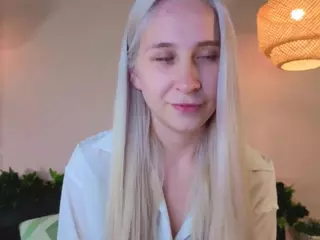MaureenFinch's Live Sex Cam Show