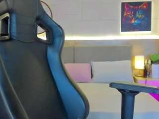 megan-charles Live Webcam on CamSoda