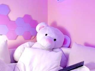megan-charles Live Webcam on CamSoda