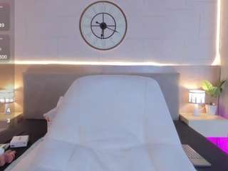 megan-charles live webcam show
