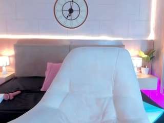 megan-charles live webcam show