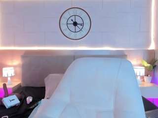 Megan Charles live webcam show