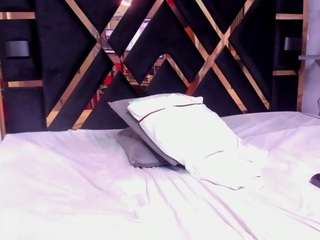 sara-tompsonn webcam