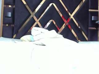le modèle sara-tompsonn est en webcam porno dans un show sur le site camsoda, il possède les tags suivants: anal,public,lovense,naked,natural,nature,no drinking,no smoking,orgasm,pov,sexy,horny,skinny,spank,squirter,strip,striptease,tease,toys,twerk