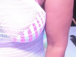 sara-tompsonn's Live Sex Cam Show