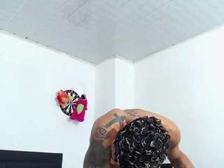 tatoolatin27 Live Webcam on CamSoda