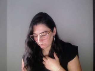 theaisart's CamSoda show and profile