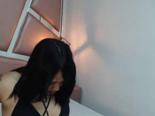 le modèle xhotdesire-fx est en webcam porno dans un show sur le site camsoda, il possède les tags suivants: asshole,average,bedroom,black hair,cock rating,drinking,handjob,hazel eyes,jerk off,no smoking,orgasm,tattoos,hd