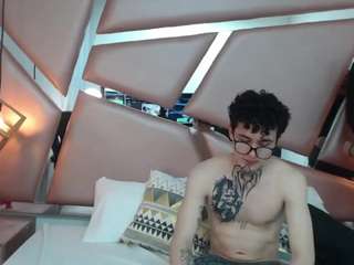 xhotdesire-fx live webcam show