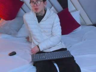 Xhotdesire-fx's cam show statistics and live stream