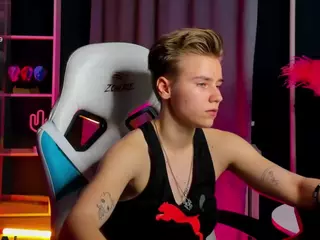 Jean-Wilsons's Live Sex Cam Show