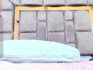  lilian-starfire chat room