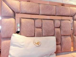  lilian-starfire chat room