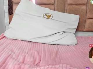 lilian-starfire live cam profile