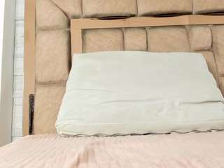 Lilian-Starfire live webcam show