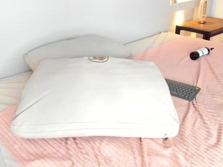 Lilian-Starfire live cam preview