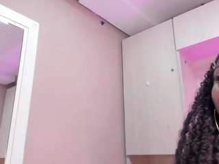 MaraBaker live cam preview