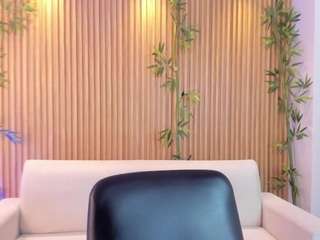Ivanaa__ live webcam show