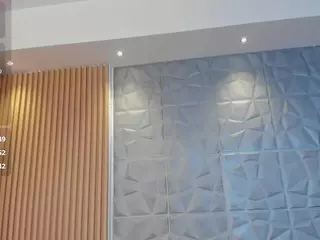 Ivanaa__'s Live Sex Cam Show
