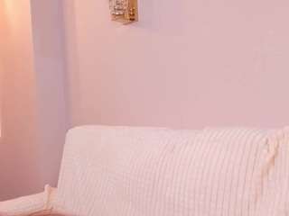  maebrowning chat room