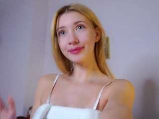 maebrowning Live Webcam on CamSoda