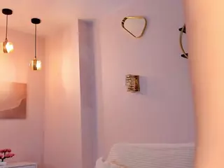 MaeBrowning's Live Sex Cam Show