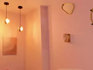 MaeBrowning's Live Sex Cam Show