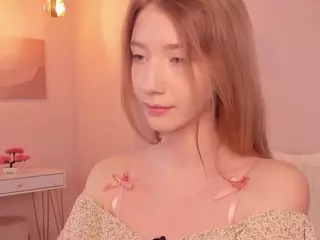 MaeBrowning's Live Sex Cam Show