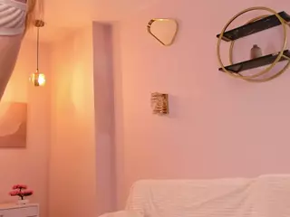 MaeBrowning's Live Sex Cam Show