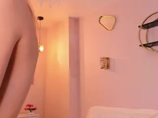 MaeBrowning's Live Sex Cam Show