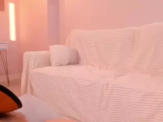 MaeBrowning's Live Sex Cam Show