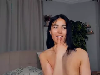SueKotara's Live Sex Cam Show