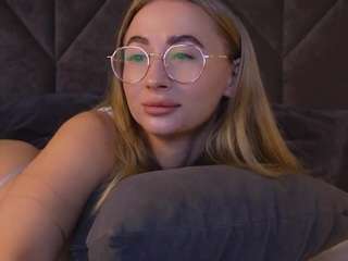 victorialight webcam model