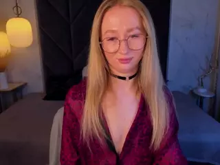 VictoriaLight's Live Sex Cam Show