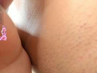 ziraswan Live Webcam on CamSoda