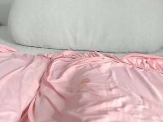 ZiraSwan live cam