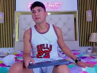 devil-and-kevin Live Webcam on CamSoda