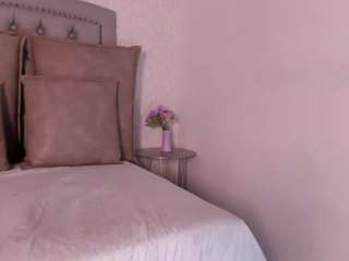  iris-dakotta chat room
